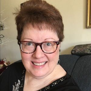 Meet your Posher, Juli